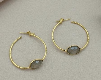 Pendientes de labradorita mística / Aros dorados llamativos / Pendientes de piedras preciosas hechos a mano / Pendientes para mujer / Pendientes chapados en oro / Regalo para ella