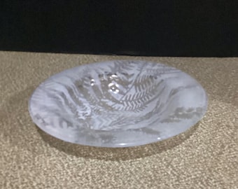 This is a vintage kiln-formed art glass bowl featuring an embossed botanical fern leaf pattern, signed "WALTER" on the rim.