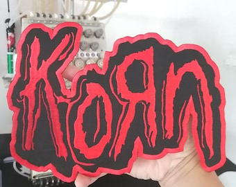 Parche grande con el logo de Korn (2 unidades) - Bordado termoadhesivo en rojo y negro