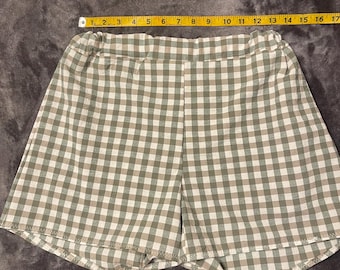 Tan and Green Gingham Shorts – Elastic Waist Casual Summer Shorts, Lightweight Lounge Shorts, High Waisted No Pocket Everyday Shorts