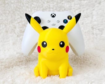 Soporte universal para mando de Pikachu / Decoración de escritorio hecha por fans de Pokémon / Accesorio para consola / Regalo para gamers impreso en 3D