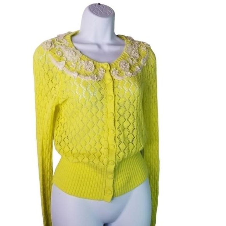 Y2K Anthropologie Little Yellow Bird Cardigan Sweater, Crochet Lace Applique Coquette Top, Twee Gilmore Girls Soft Girl Knit image 4