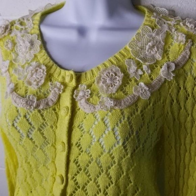 Y2K Anthropologie Little Yellow Bird Cardigan Sweater, Crochet Lace Applique Coquette Top, Twee Gilmore Girls Soft Girl Knit image 9