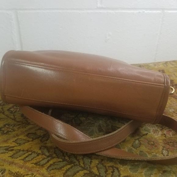 Vintage Coach Court Bag 9870, British Tan Leather Purse, 90s