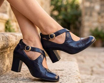 Vintage 1960s Unmistakably Shenanigans Blue Leather Criss Cross Heels, Mod Mary Jane Go Go Pumps, Retro Space Age 60s Shoes, Size 8.5 39