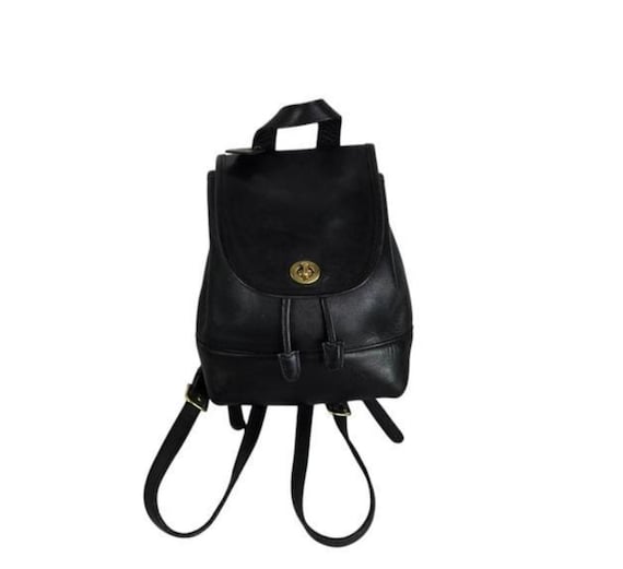 Vintage Coach 9960 Black Leather Backpack Purse, 90s Y2k  display picture 2