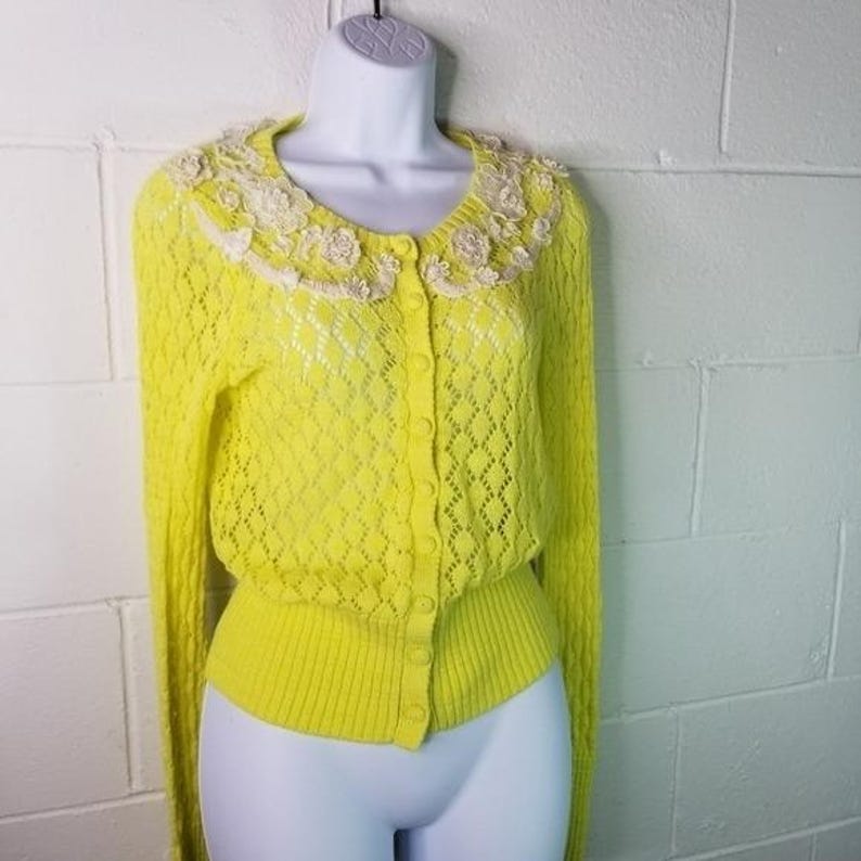 Y2K Anthropologie Little Yellow Bird Cardigan Sweater, Crochet Lace Applique Coquette Top, Twee Gilmore Girls Soft Girl Knit image 5