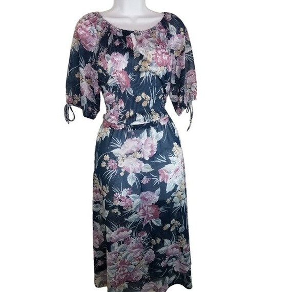 Vtg 70s floral semi sheer pleated dress