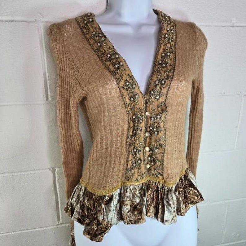 vintage Y2K Hazel by Anthropologie - Cardigan féerique avec bordure en velours perlé, haut pull féminin en maille fantaisie romantique Coquette image 5