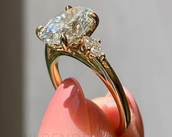 3 CT Oval Moissanite Three Stone Ring, Solid 14K Gold Diamond Alternative Engagement Ring