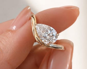 Anello di fidanzamento con moissanite taglio a pera, anello a onda dal profilo basso, solitario a forma di pera addormentata, anello di promessa in oro massiccio, anello da sposa per lei