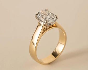 Anello vintage con moissanite taglio ovale, montatura a cattedrale, fascia in oro massiccio