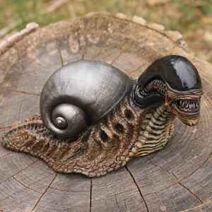 The Original Snailien Sculpture Alien Xenomorph H R Giger Snail FULLY PAINTED