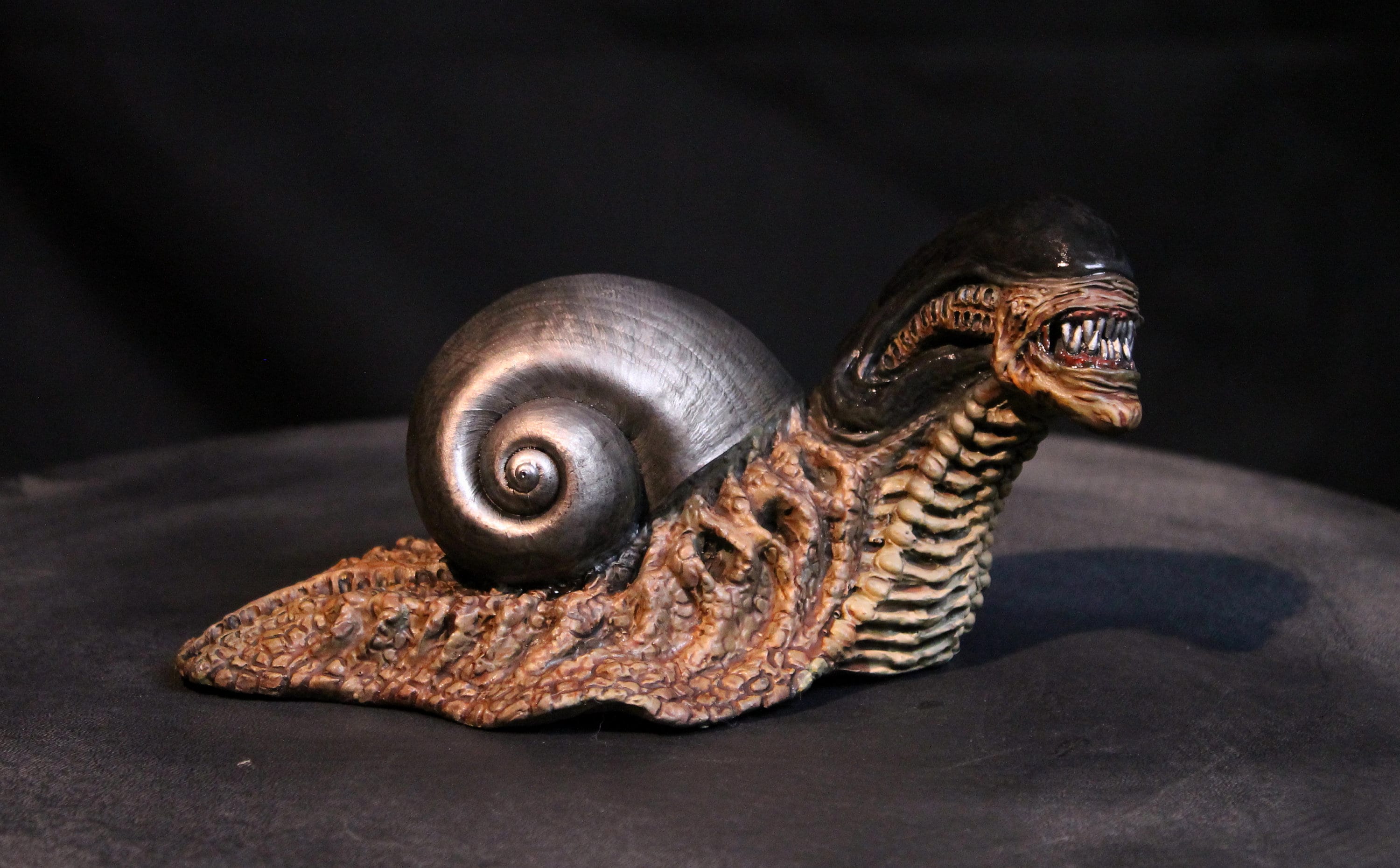 Sculpture Figurines Art & Collectibles Xenomorph Alien Snail Xeno ...