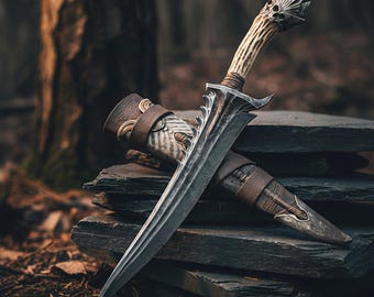 Faca Bushcraft artesanal em aço D2 com cabo de chifre | Facas personalizadas e de coleção