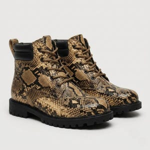 Handmade Python Snakeskin Leather Ankle Boots Unisex l Luxury Snake Skin Western Riding Shoes