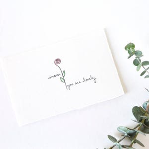 Tarjeta del Día de la Madre - Simple Dibujo de rosas - Mamá, eres encantadora