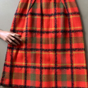 Red Orange Plaid Skirt Reverse Dart Kick Pleat Vintage Custom Made Textured Wool Lined No Pockets image 2