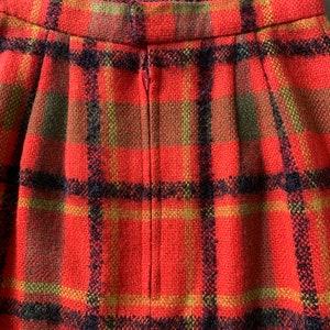 Red Orange Plaid Skirt Reverse Dart Kick Pleat Vintage Custom Made Textured Wool Lined No Pockets image 6