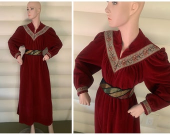 Burgundy Wine Colored Vanity Fair Robe | Metallic Brocade Ribbon Trim | Medium | Robe Dress | Polyester Velour | Elegant
