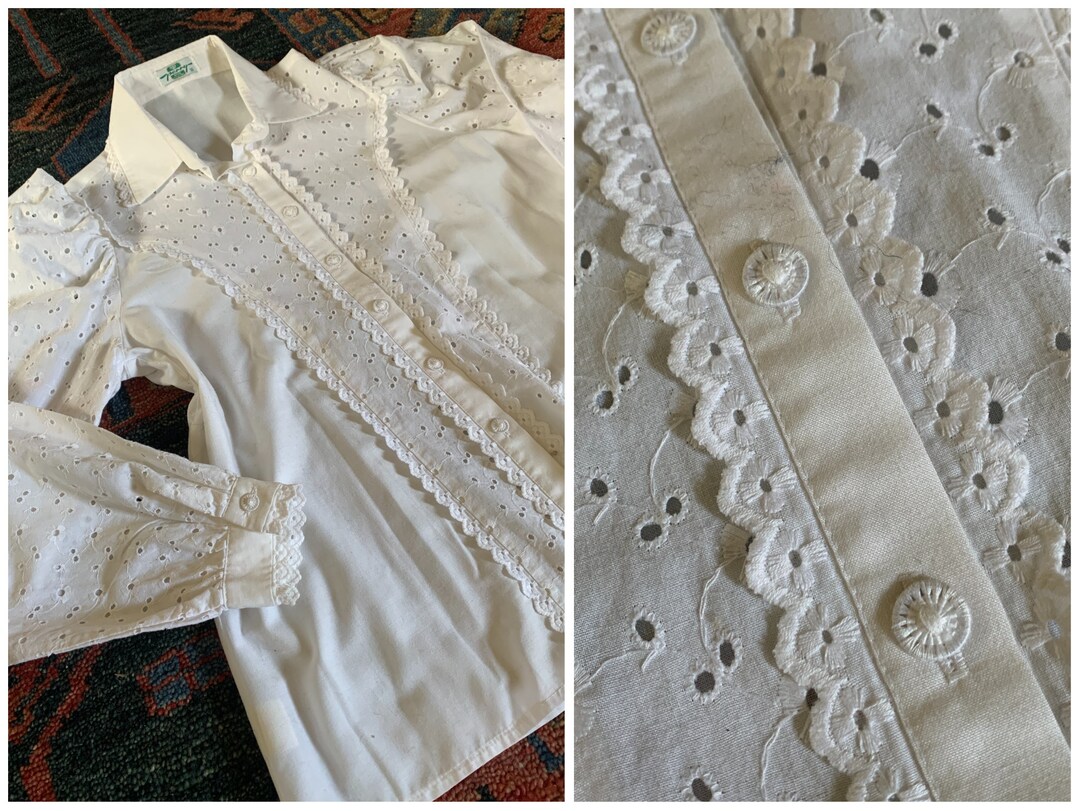 Perry Knit Blouse - Pale Light Blue