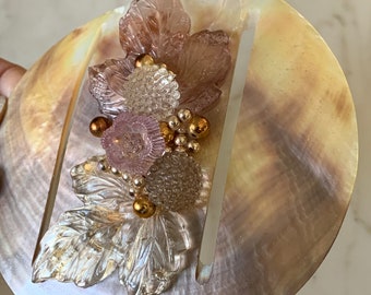Large Mother of Pearl Shell | Embellished with Acrylic Beads | Jewelry Belt Crafts