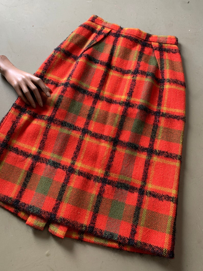 Red Orange Plaid Skirt Reverse Dart Kick Pleat Vintage Custom Made Textured Wool Lined No Pockets image 1