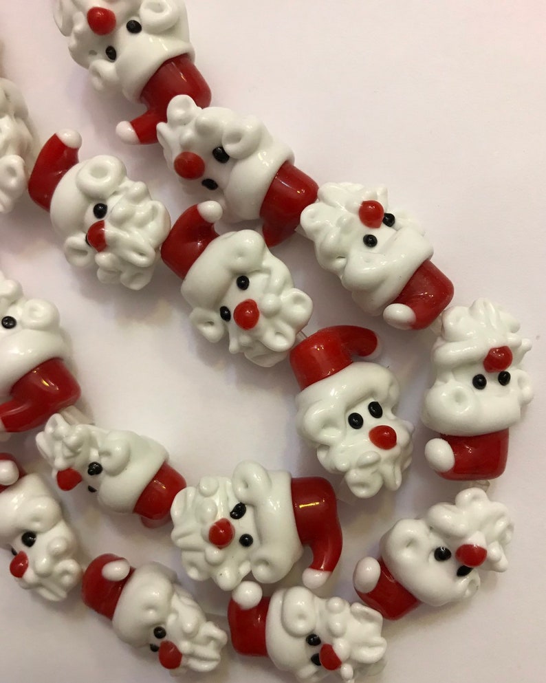 Now 50/% OFF Funny Face Santa Beads 10 Beads 34 x 12