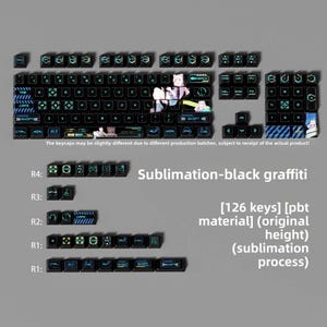 Könnte beinhalten: Ein Satz schwarzer Tastaturkappen mit neon-grünen und blauen Akzenten. Die Tastenkappen weisen verschiedene Symbole und Texte auf, darunter "SHIFT" und "CTRL". Der Text "Sublimation-black graffiti" ist ebenfalls sichtbar. Das Set enthält 126 Tasten.