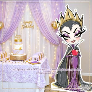 K&ouml;nnte beinhalten: Eine Geburtstagsszene mit einer mehrst&ouml;ckigen Torte, Geschenkboxen und einem Cartoon-Ausschnitt einer K&ouml;nigin, die einen Apfel h&auml;lt. Der Hintergrund zeigt lila Vorh&auml;nge, Lichterketten und die Worte "Happy Birthday."
