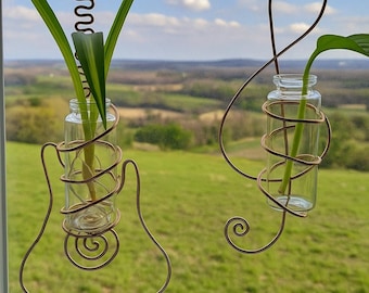 Handmade Twisted Wire Propagation Station: Guitar & Treble Clef