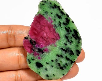 Plasterek zoizytu rubinowego, ręcznie polerowana surowa płytka zoizytu rubinowego, dekoracja domu, leczniczy kryształ, rozmiar plastra 61 x 44 x 7 mm (plaster jak na zdjęciu)