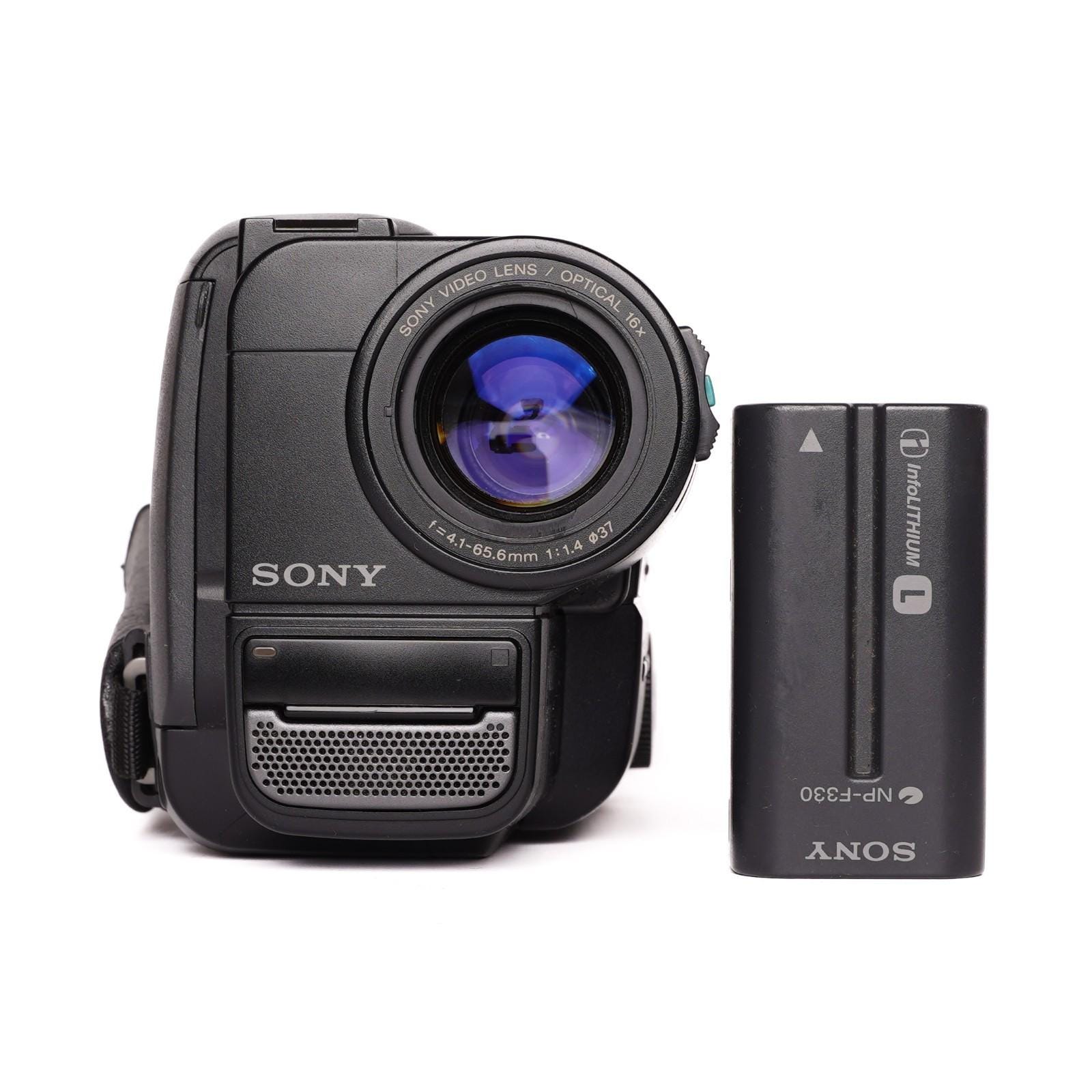 ☆SONY ジャンク☆SONY 3CCD DVハンディーカム DCR-TRV900☆So-1 SONY
