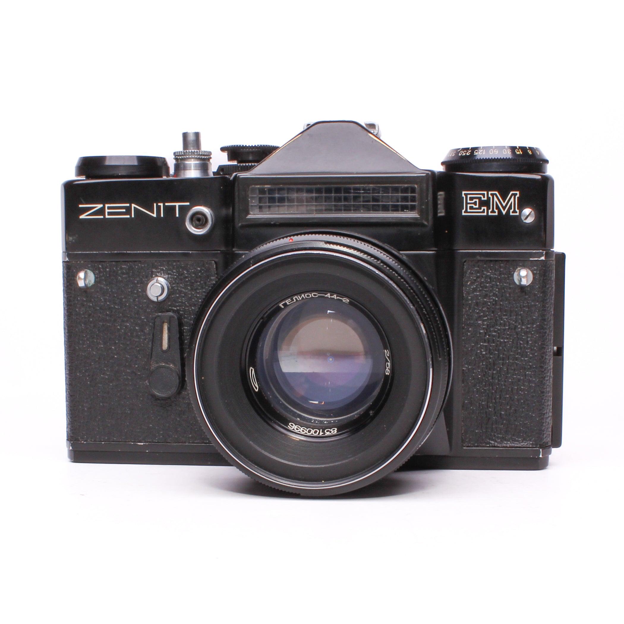 Zenit em - Etsy 日本