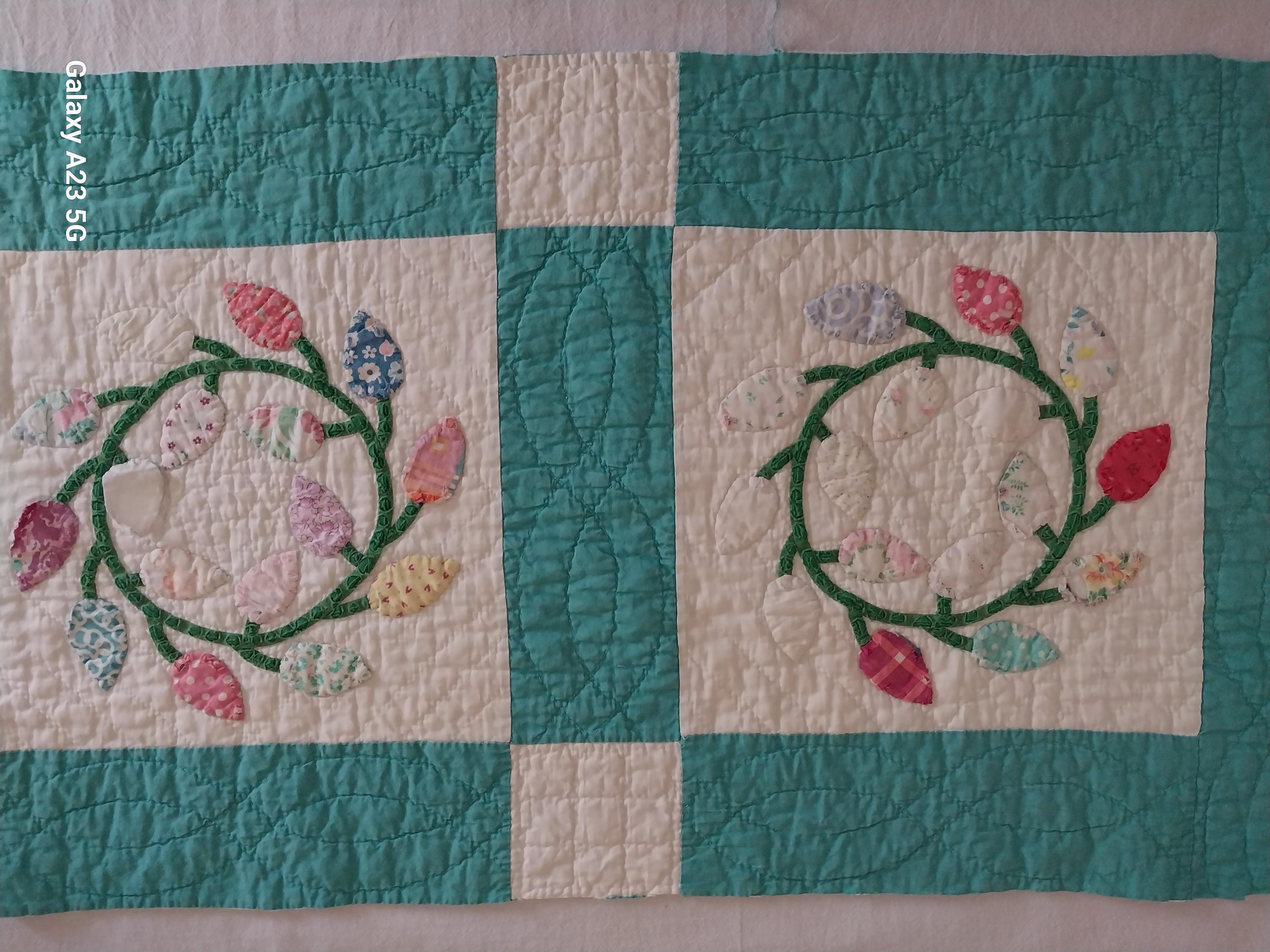 Tattered Some Vintage Applique Flower Buds, Cutter Quilt Piece, 17 1/2 X 30, Vintage Floral Hand Appliqued Quilt Piece