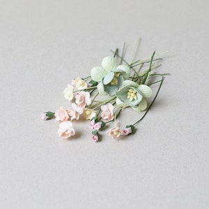 4-20 mm / 35 flores de papel misto