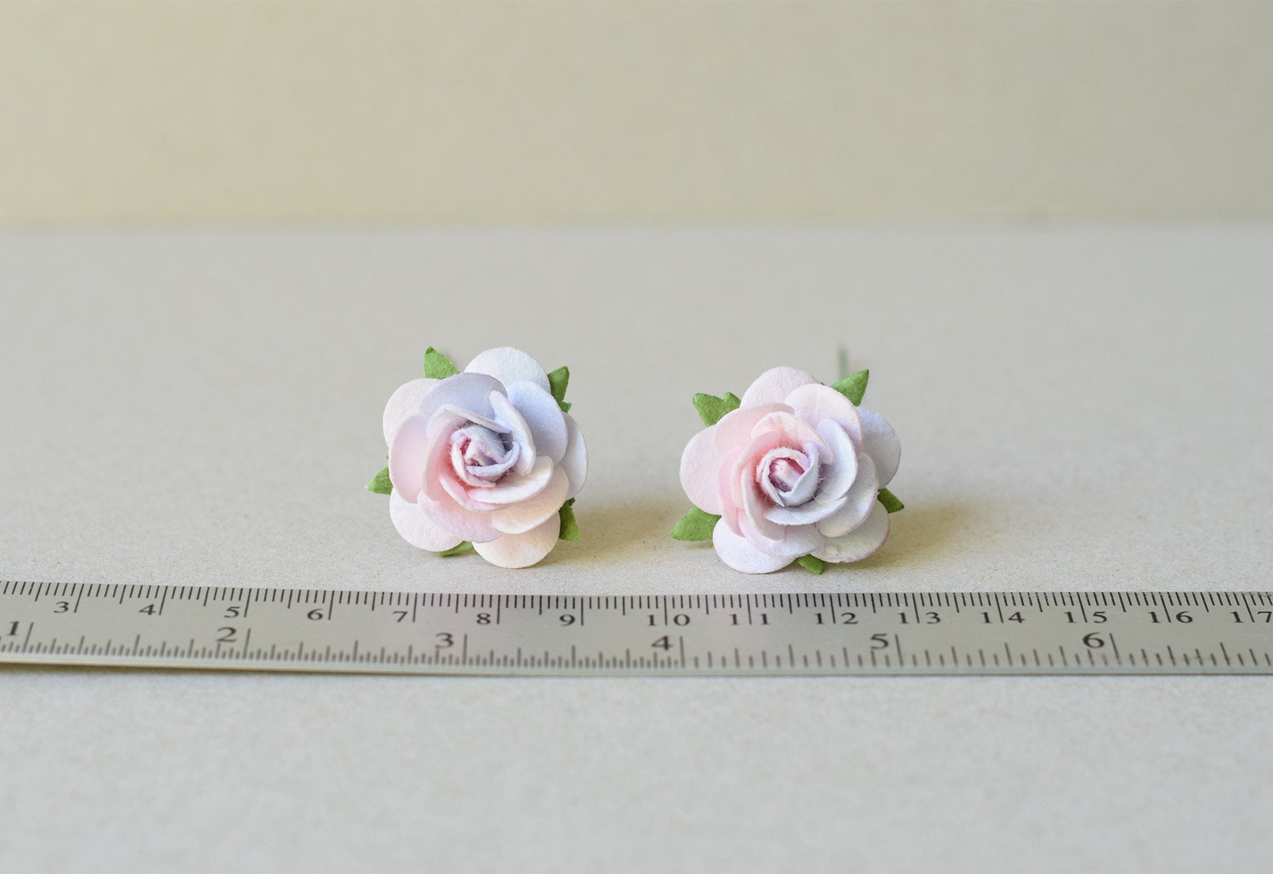 50 Rose Artificiali In Carta Di Gelso Miste Rosa – Mini Fiori 0,5 Cm Per Scrapbooking, Bomboniere, Fai Da Te
