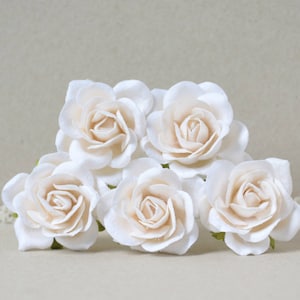 35 mm / 5 アイボリー紙のバラ 工芸品、スクラップブッキング、カード作り、装飾用