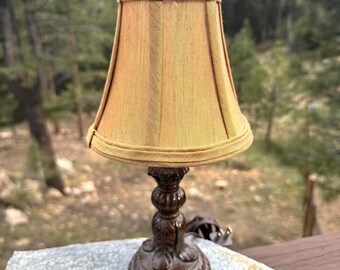 Vintage Accent Table Lamp with Carved Base and Warm Fabric Shade, 11"