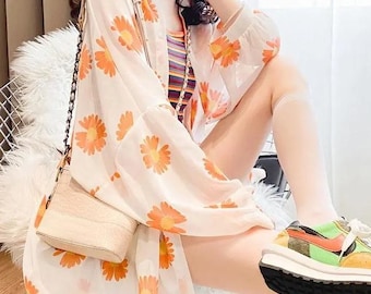 Kimonovest van chiffon met madeliefjesprint, lichtgewicht strandsjaal met bloemen, losvallende vakantielaag