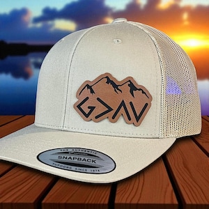 Casquette chrétienne SnapBack avec écusson en cuir « Dieu est plus grand que les hauts et les bas »