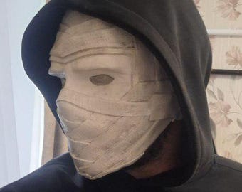 Yelmo de caballero / Yelmo de la luna