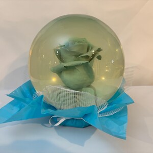 YAOSTDDZ Preserved Rose Glass Dome Display - Blue & White Roses With Green Hydrangea, 6 Inch High Terrarium