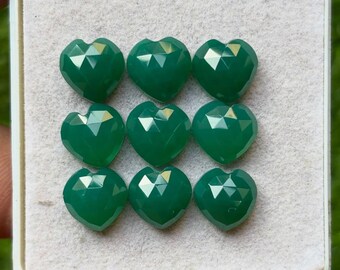 Cortes de corazón de calcedonia verde en forma de rosa, rebanadas planas: rebanadas de piedras preciosas con corte de rosa (10 x 10 mm, lote de 9 piezas)