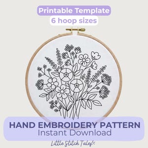 Peut inclure: Un tambour &agrave; broder en bois contenant un tissu blanc avec un motif floral en lignes noires. Le texte en haut indique Printable Template 6 hoop sizes. Le texte en bas indique HAND EMBROIDERY PATTERN Instant Download Little Stitch Tales.