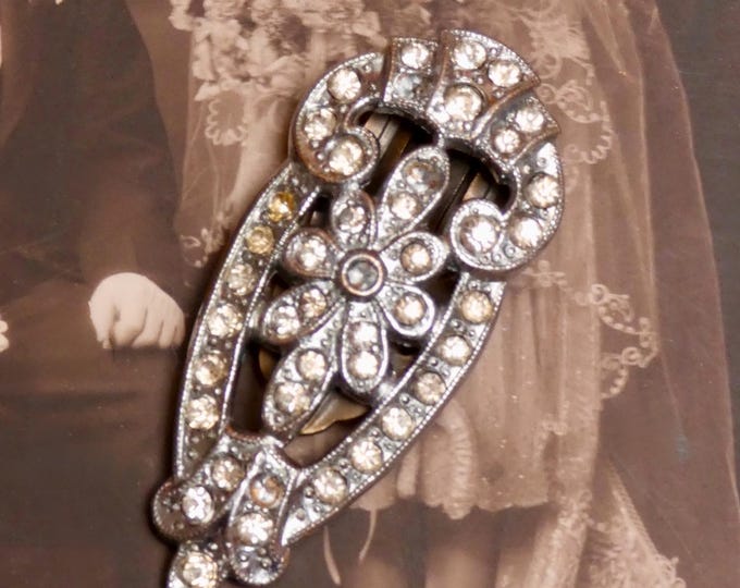 Vintage Art Deco Dress Clip with Clear and Champagne Coloured Glass Stones