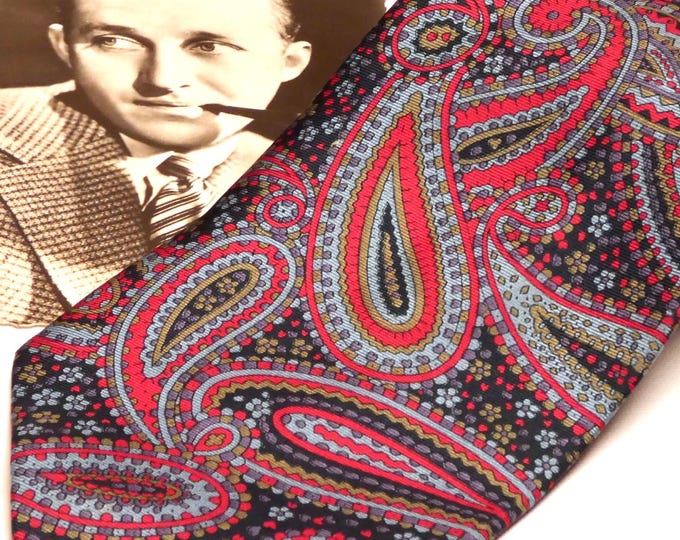 1980s Italian Silk Neck Tie: Retro Red Paisley Design