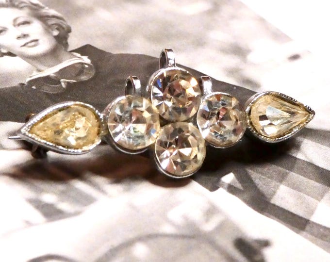 Vintage 1940 Brooch Clear Bright Rhinestones  Two Pear Shaped Champagne Coloured Rhinestones Cathedral Set Pin Scarf Pin Necklace Pendant