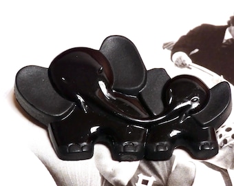 Vintage Retro 1970 Brooch Pin Black Hard Plastic Mother and Baby Elephant Scarf Pin Animal Design Fun Fashion