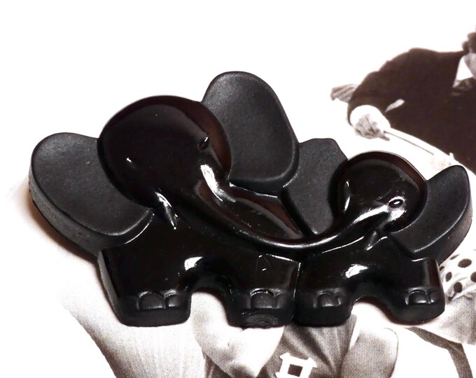 Vintage Retro 1970 Brooch Pin Black Hard Plastic Mother and Baby Elephant Scarf Pin Animal Design Fun Fashion